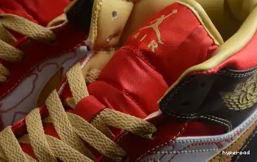 Hyperoad Jordan Air 1 “XQ” Mid 0512